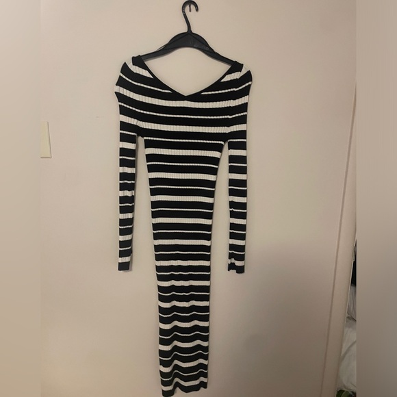 Rib-Knit Bodycon Midi Dress - Picture 4 of 7